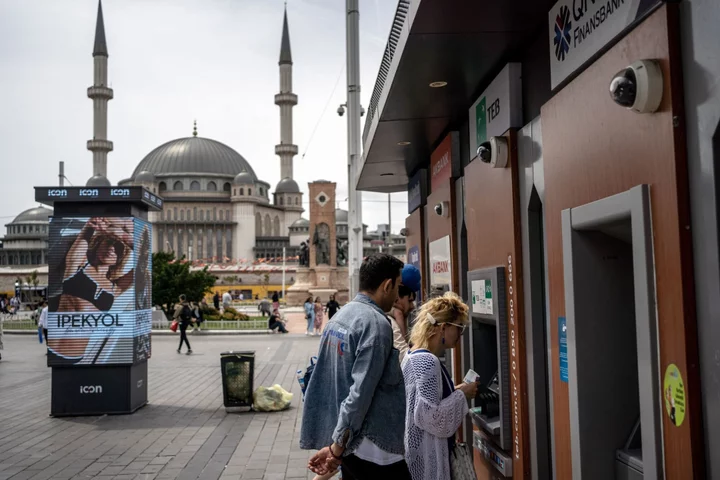 Turkey’s First Dollar Bond Since Vote Caps $10 Billion Borrowing