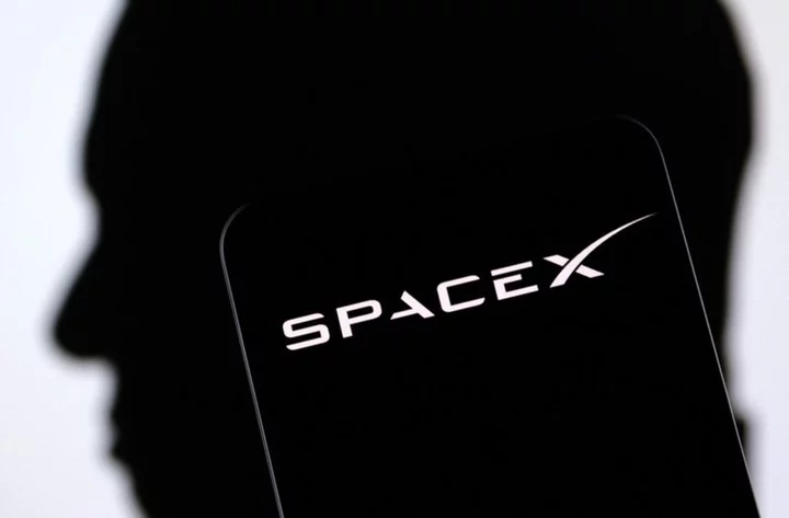 SpaceX tender offer values company at about $150 billion - Bloomberg News