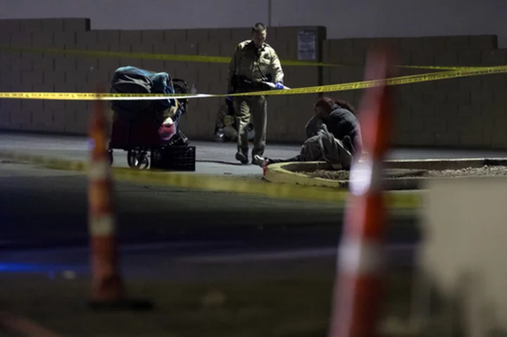 Las Vegas police search for suspect after 5 homeless people are shot, killing 1