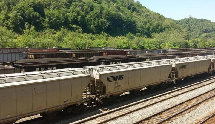 U.S. safety board investigating new Norfolk Southern derailment in Pennsylvania
