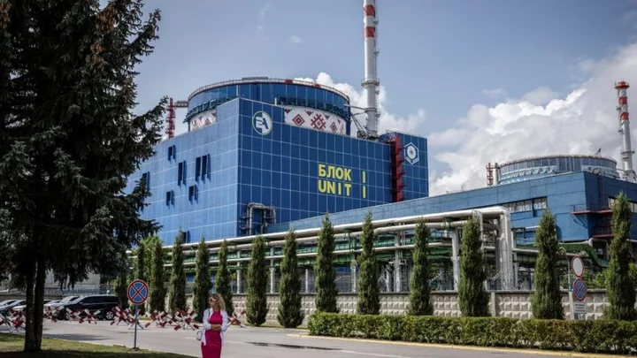 Ukraine war: Russians likely targeted Khmelnytsky nuclear plant - Zelensky
