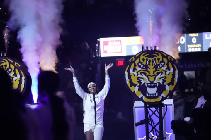 LSU's Angel Reese goes right back to a starting role upon return from 4-game absence