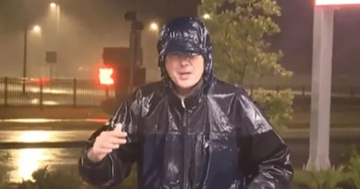 Hurricane Idalia: Video shows power going out during reporter Forrest Saunders' live broadcast