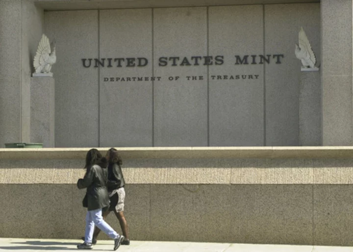 Theft of 2 million dimes from truckload of coins from US Mint leaves four facing federal charges