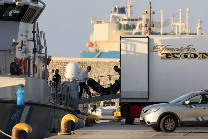 Greece hunts for survivors of migrant shipwreck