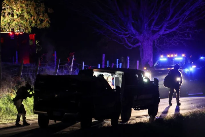 Maine manhunt for Lewiston mass shooter suspect continues; lockdown remains in place
