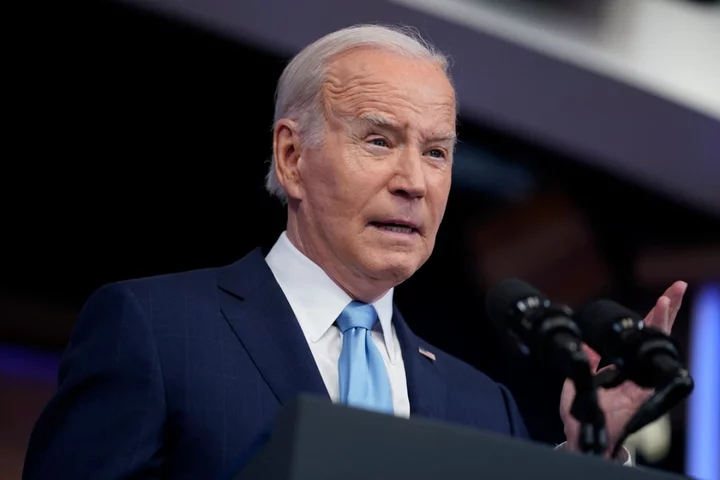 Biden’s support among independents drags across multiple polls