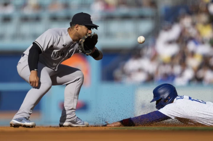 Yankees score runs in final 3 innings for 4-1 victory over Dodgers