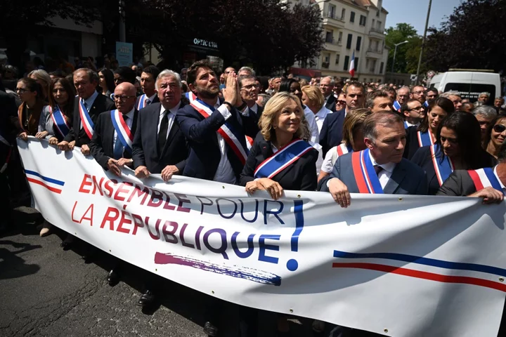 Macron Pledges to Repair Riot-Damaged Schools and Town Halls