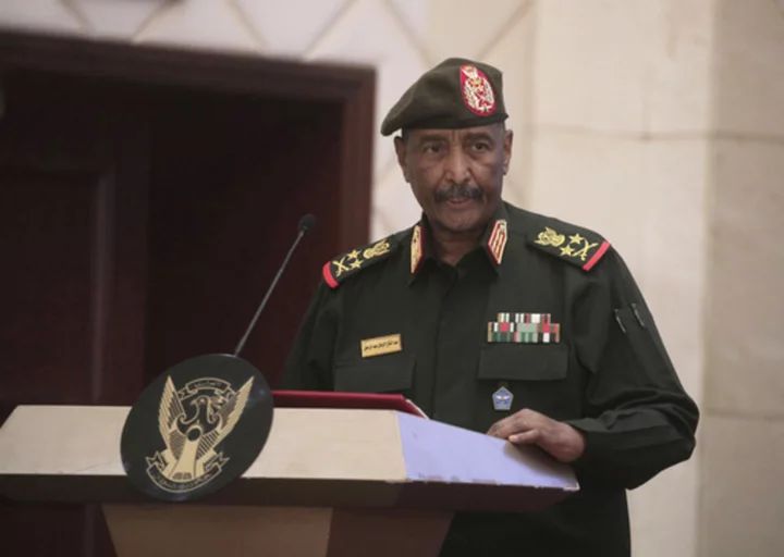 Sudan’s top general heads to South Sudan for talks with its president on the war