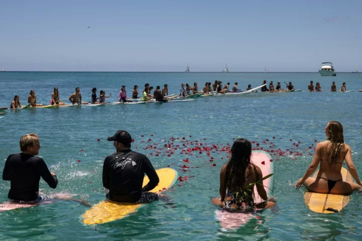 Biden heading to Hawaii to view damage, meet survivors