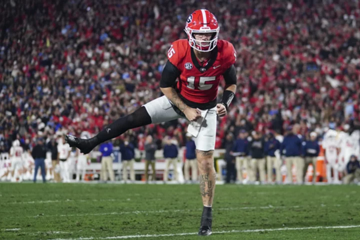 Georgia jumps to No. 1 in CFP rankings past Ohio State. Michigan and Florida State remain in top 4