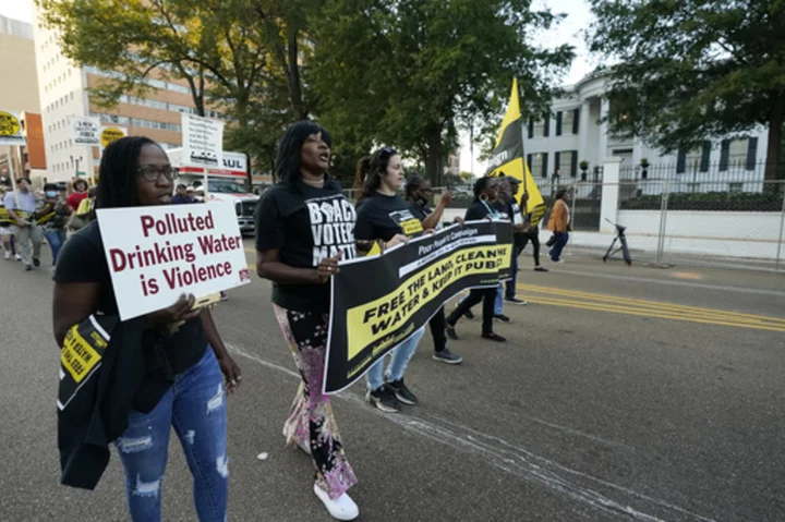 Mississippi harms free speech by requiring state permits before protests, lawsuit says