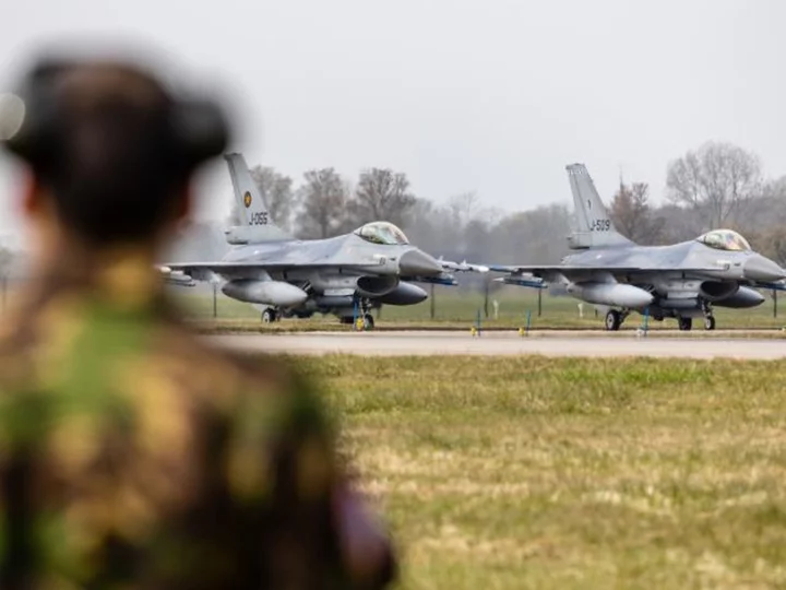 UK, Netherlands are working to procure F-16 fighters for Ukraine, Downing Street says