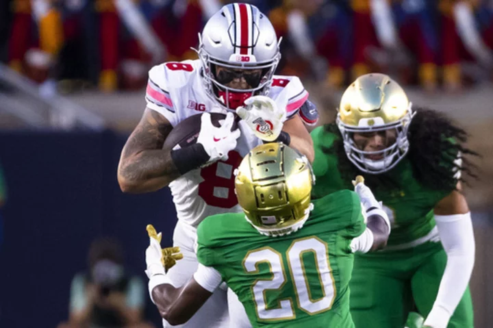 No. 6 Ohio State plunges for touchdown with 1 second left to beat No. 9 Notre Dame 17-14