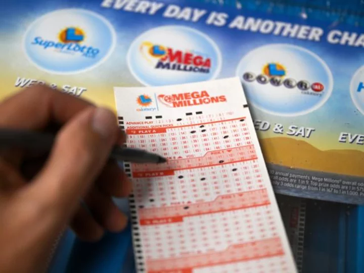 No jackpot winner in Tuesday's Mega Millions drawing, new jackpot is estimated at $560 million