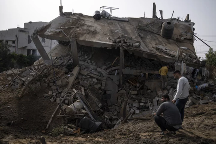 Israeli airstrikes, Palestinian rockets continue even as hopes for a cease-fire grow