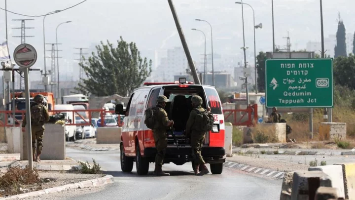 West Bank: Two Israelis killed in suspected Palestinian shooting near Huwara
