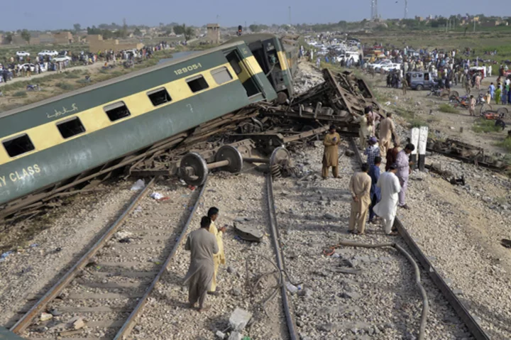 Death toll from train derailment in Pakistan rises to 30 with 60 others injured, officials say