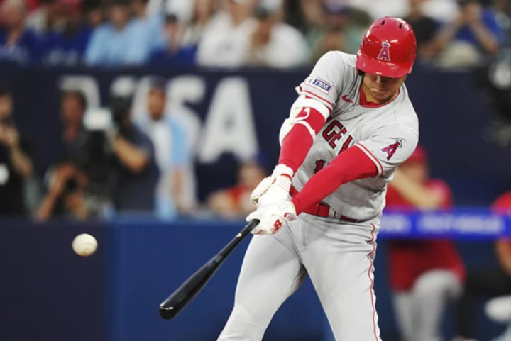 Ohtani hits majors-best 39th HR before leaving game in Angels' 4-1 loss to Blue Jays