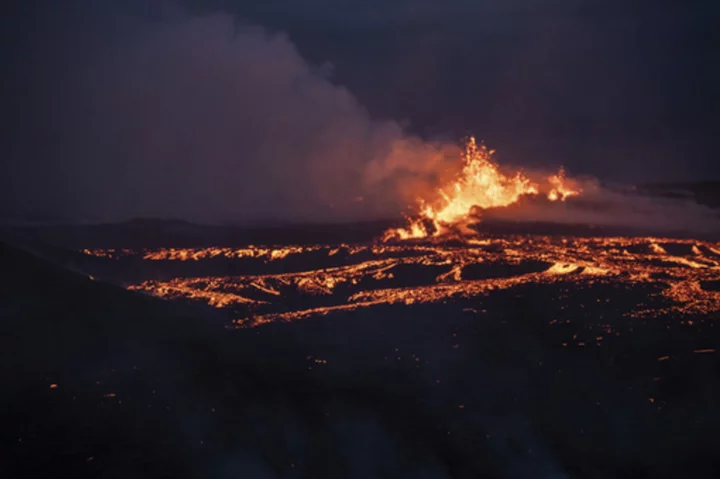 Tourists are told to stay away from an erupting volcano in Iceland because of poisonous gases