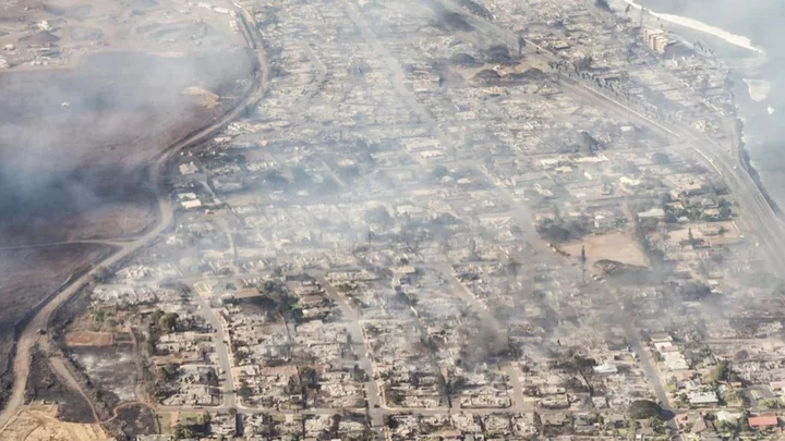 Hawaii wildfires burn historic town of Lahaina 'to the ground'