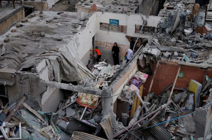 Gaza breakdown of order halts four aid distribution centres -UNWRA