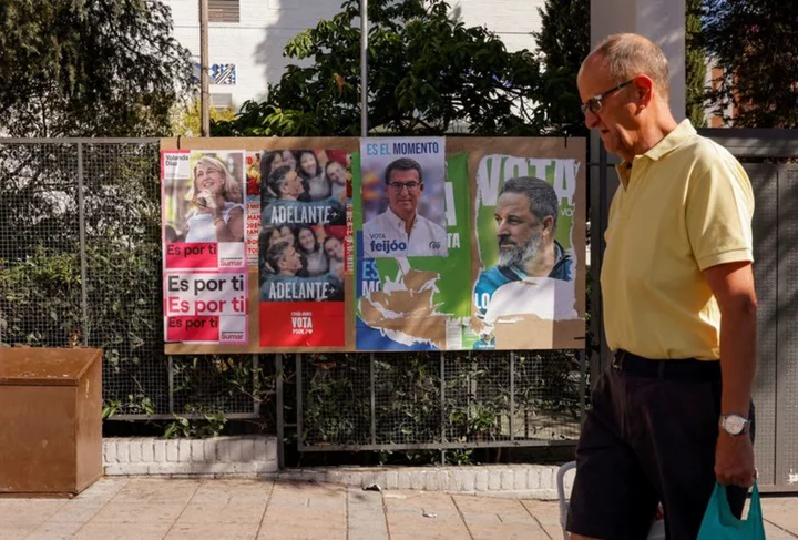 Spain's People's Party could win absolute majority with Vox - poll