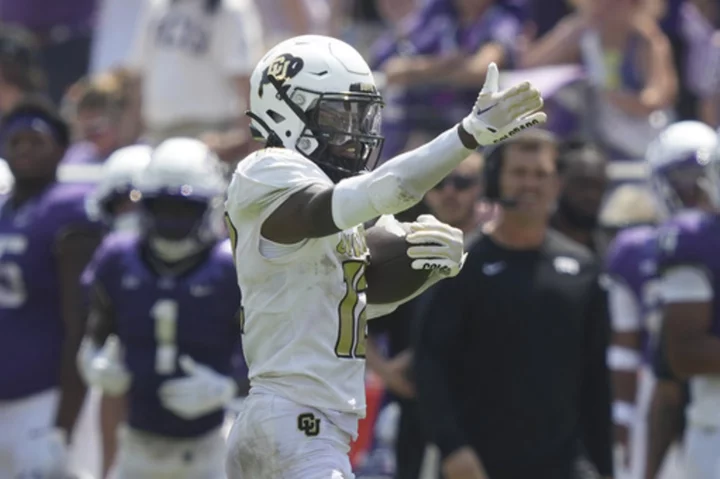 Colorado 2-way star Travis Hunter living up to his Heisman standards after following Deion Sanders