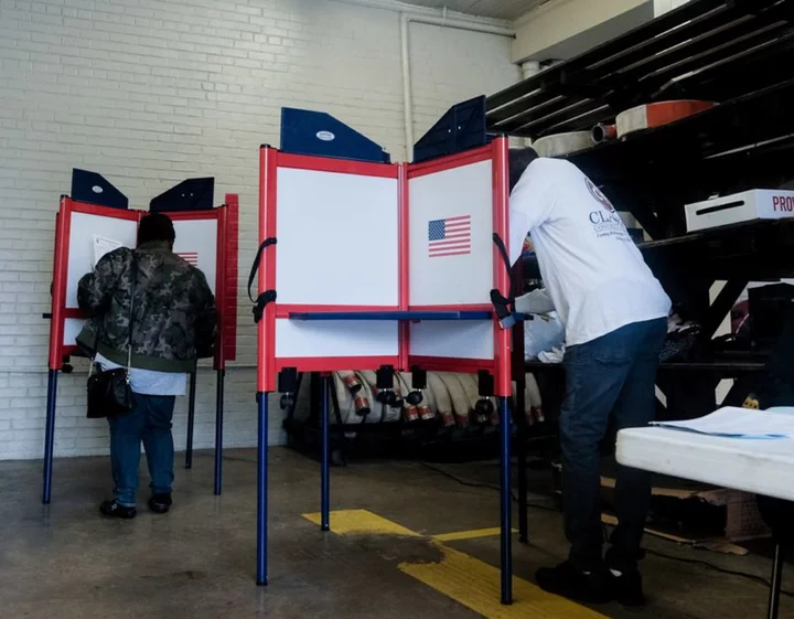 Alabama's congressional map illegally hurts Black voters, U.S. court rules