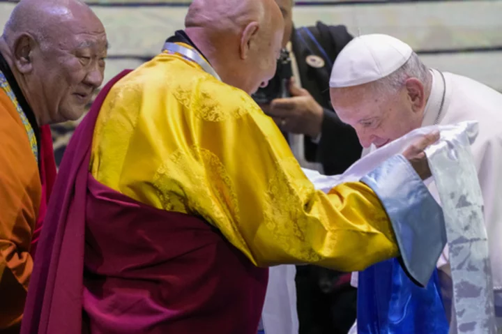 Pope joins shamans, monks and evangelicals to highlight Mongolia's faith diversity, harmony