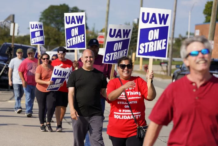 UAW makes new counter proposal to Chrysler parent Stellantis -union