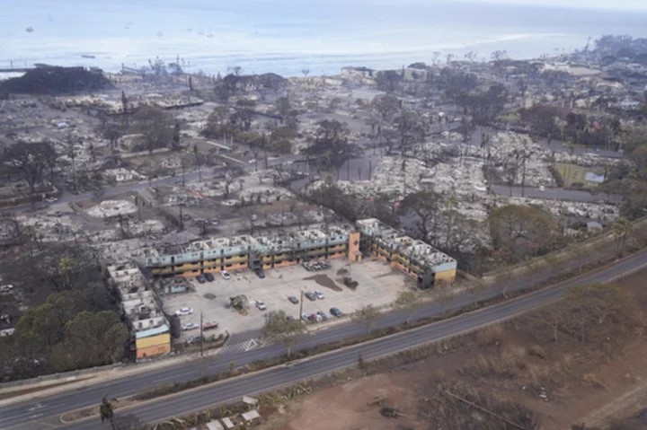 'Ash and debris': Journalist covering Maui fires surveys destruction of once-vibrant Hawaii town