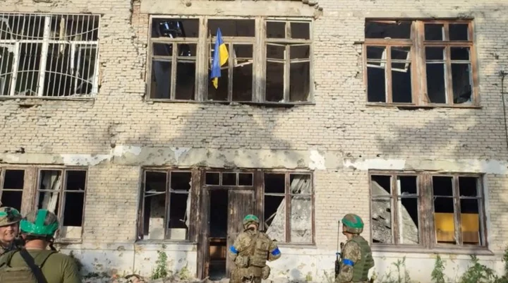 Ukraine reports new gains in early stages of counteroffensive