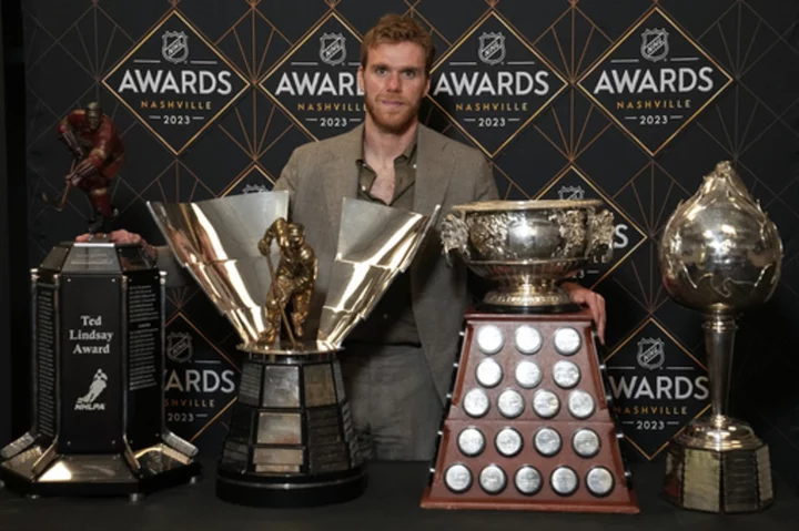 Connor McDavid wins third NHL MVP, falls one vote short of unanimous selection