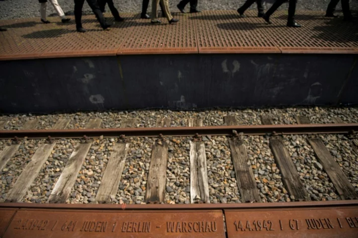 Arson attack on Berlin memorial to deported Jews