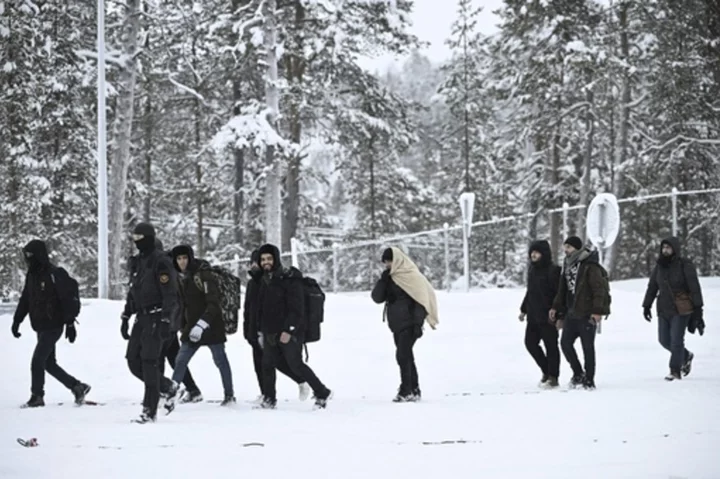 Finland will close its entire border with Russia over migrant concerns