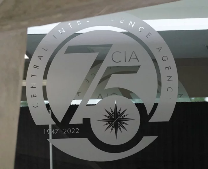 CIA seeks to recruit Russian officials with video about truth