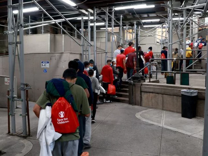 New York City to limit migrant family shelter stays to 60 days, mayor announces