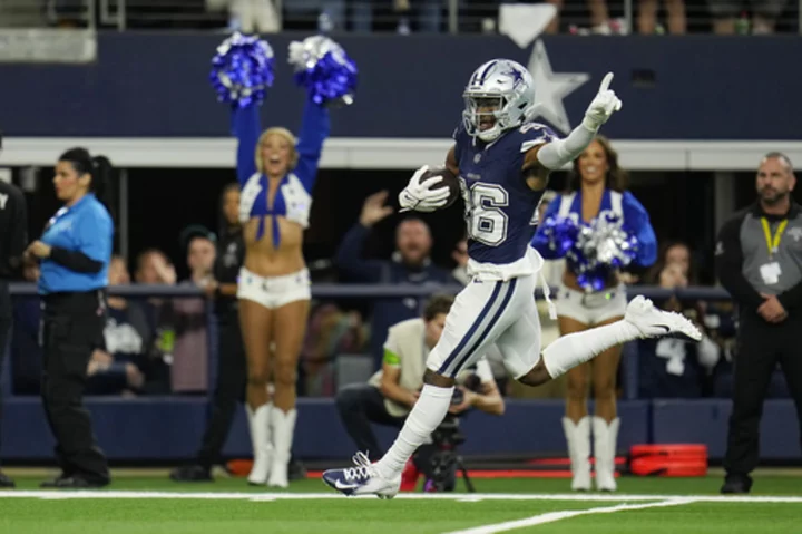 Prescott throws 4 TDs, Bland gets 3rd pick-6 of season as Cowboys rout Rams 43-20