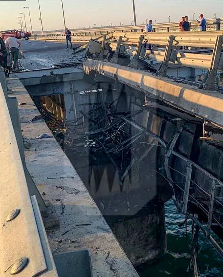 Ukraine-Russia war – latest: Parents killed and daughter injured after explosions reported on Crimean bridge