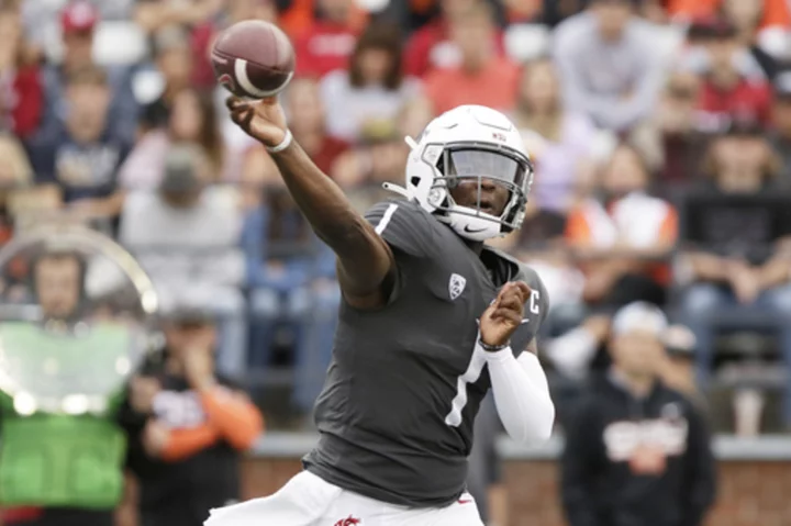 Pac-2 Champs? No. 21 Washington State tops No. 14 Oregon State 38-35