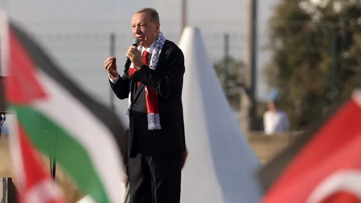 Israel recalls diplomats from Turkey in Gaza row