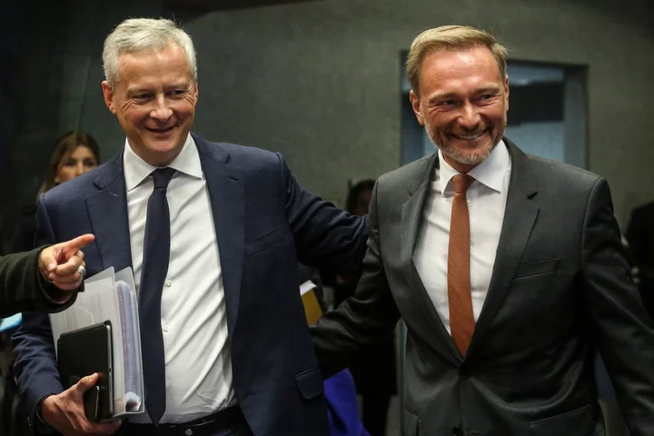 France and Germany Ramp Up Efforts to Reach EU Fiscal Deal