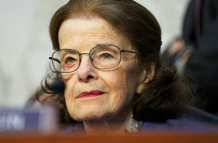 US senator Feinstein suffered more complications from illness than publicly disclosed- NYT