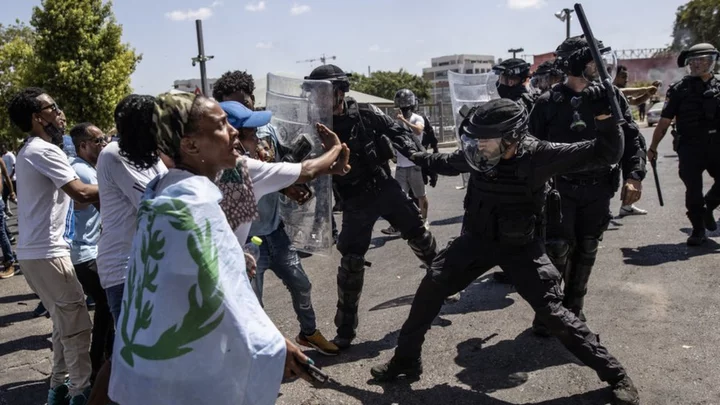 Israel: Police clash with Eritrean asylum seekers