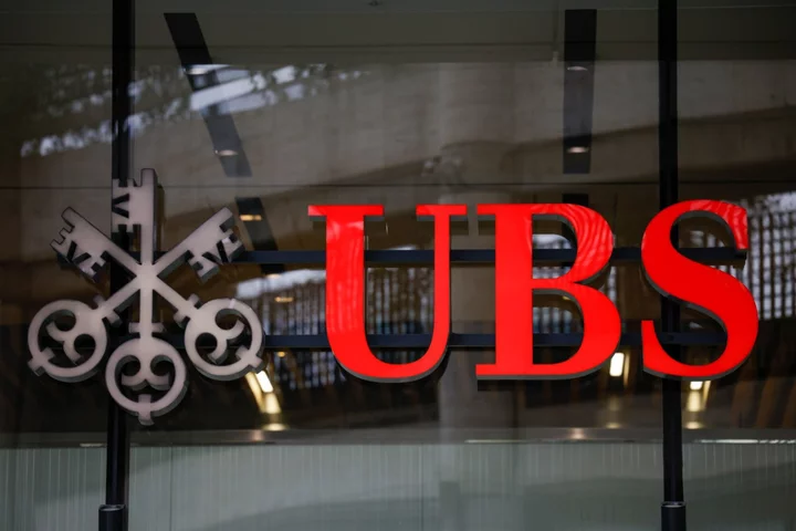 UBS Sees Huge Demand for First AT1s Since Credit Suisse’s Demise