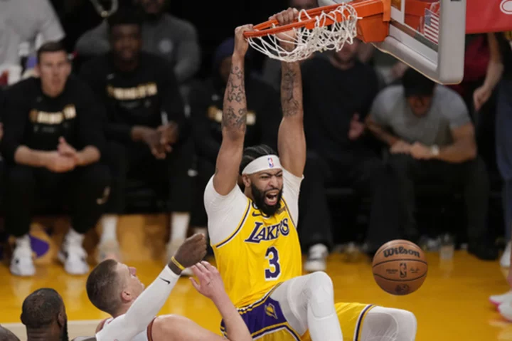 Anthony Davis, Lakers agree on a 3-year, $186 million extension, AP source says